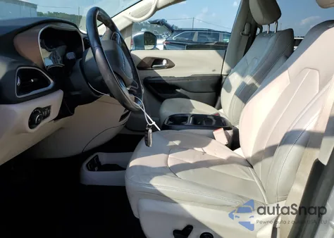 2017 Chrysler Pacifica Touring L from USA, damaged, VIN 2C4RC1BG6HR501037